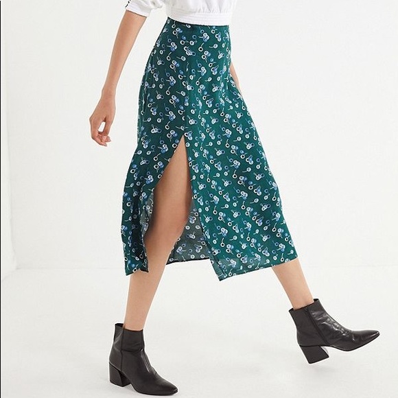 Urban Outfitters Dresses & Skirts - Urban Outfitters Midi Skirt